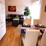 Münch Apartment *